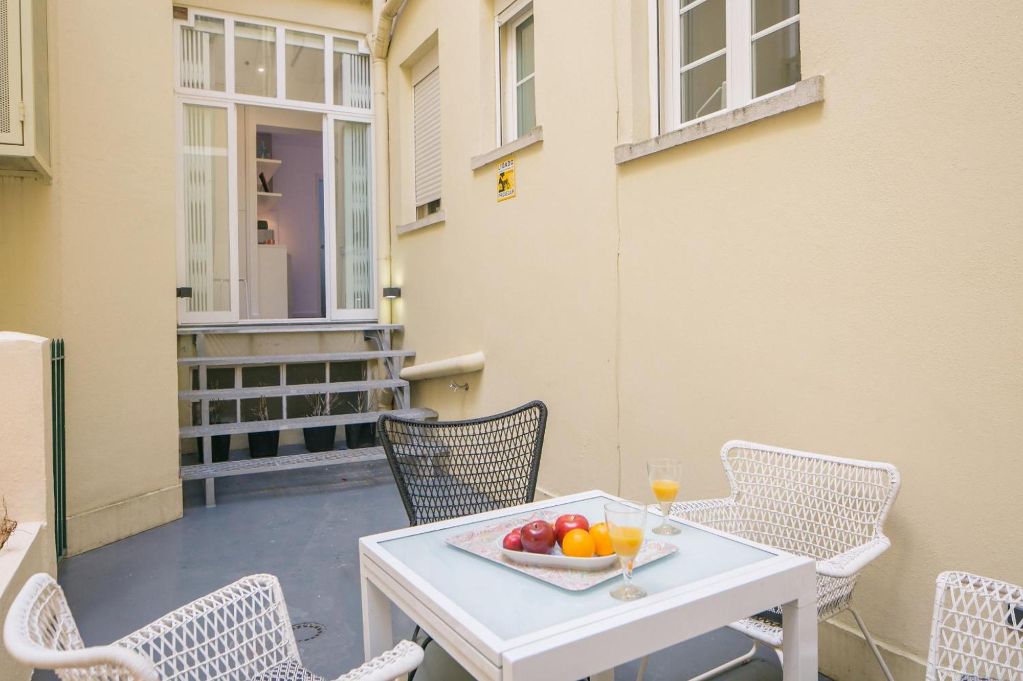 Apartament With A Terrace In The Heart Of Lisbon, 300 Exteriér fotografie